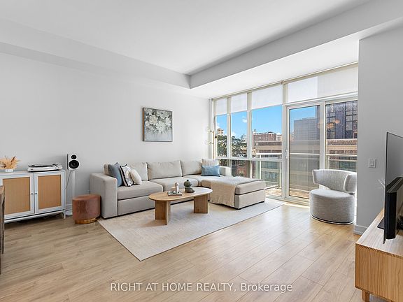 3rd image of 116 George St #N505