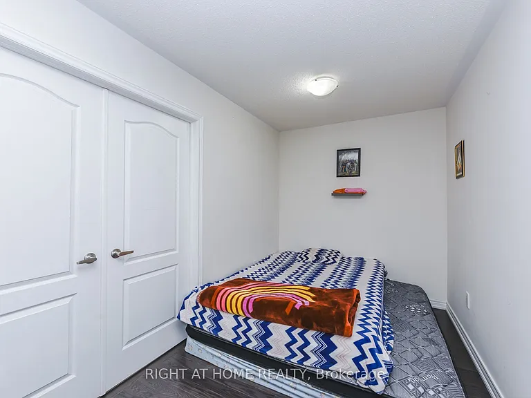 36 Spokanne St — Photo 36