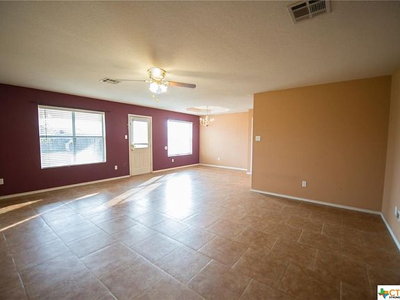 5th image of 4406 Waterside Dr