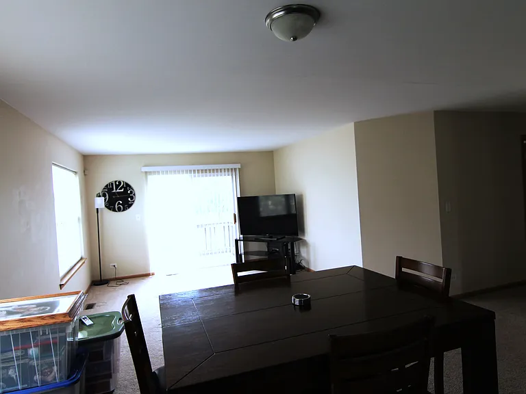 1303 Waverly Dr — Photo 7