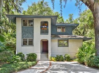 248 Circle Dr, Saint Simons Island, GA 31522