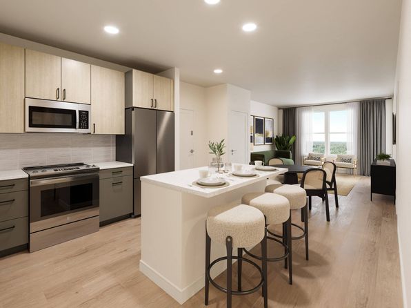 41 Gov Bell Dr #17-103