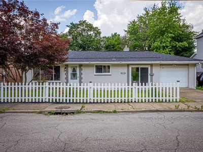 1220 McMinn St, Aliquippa, PA, 15001