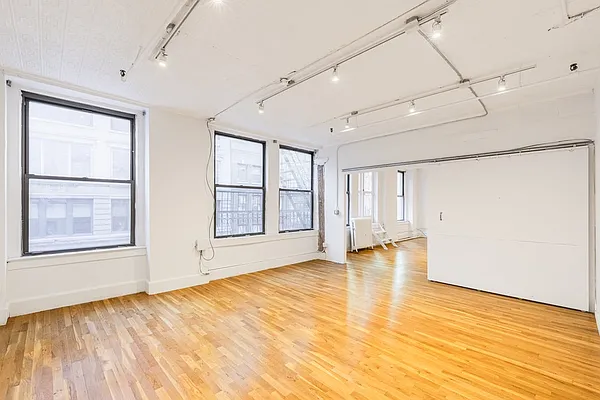 Rented by Bold New York | media 4