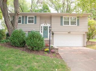 3411 Kenwood Ave, Davenport, IA 52807