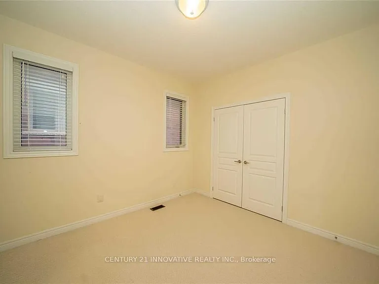 59 William Bartlett Dr — Photo 35