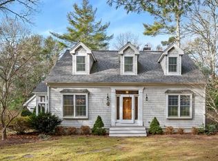 602 Putnam Avenue, Cotuit, MA 02635
