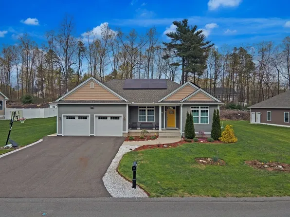 28 Magnolia Ln, Belchertown, MA 01007