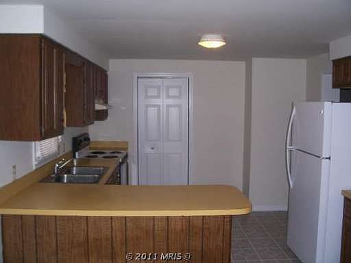 2nd image of 21326 Windsor Dr