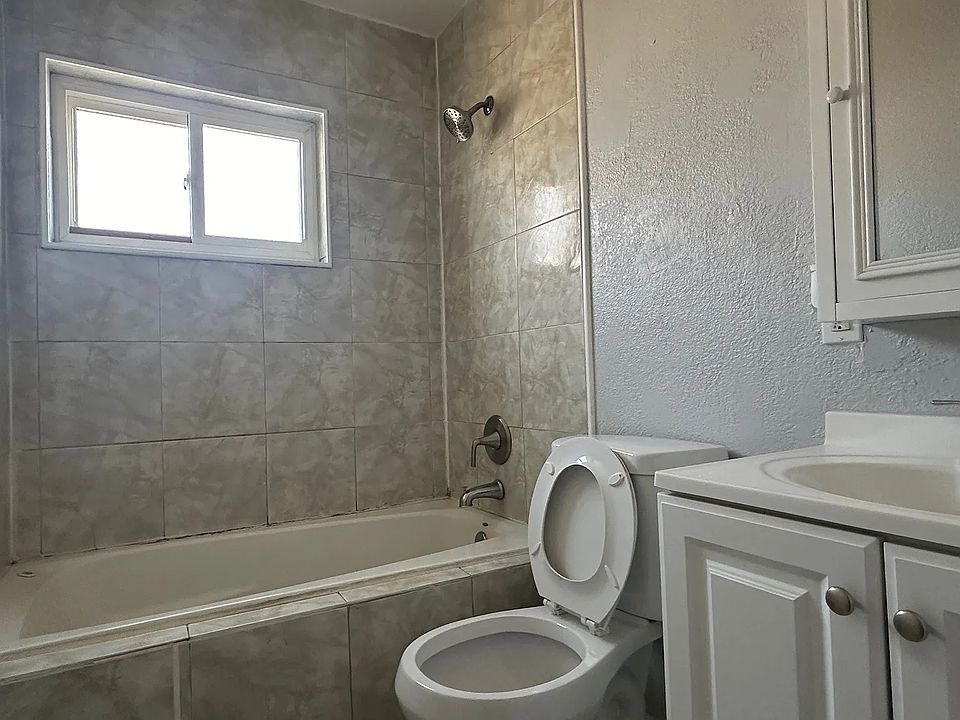 1st image of 622 Warford Ave