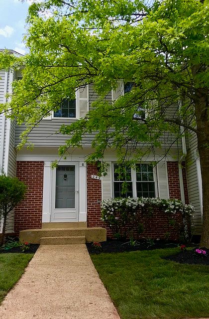 1st image of 249 Finchingfield Ct