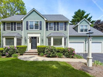 8 Bristol Ln, East Walpole, MA, 02032