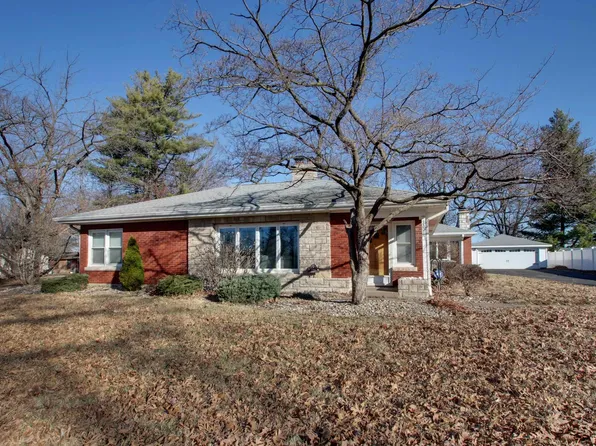 1301 Highland Ln, Quincy, IL 62305