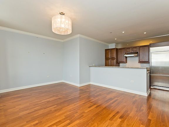 3rd image of 310 S Michigan Ave Unit 1304