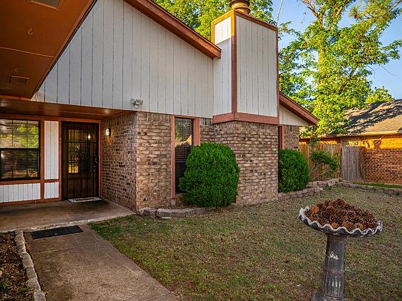 3rd image of 1319 W Aries Rd