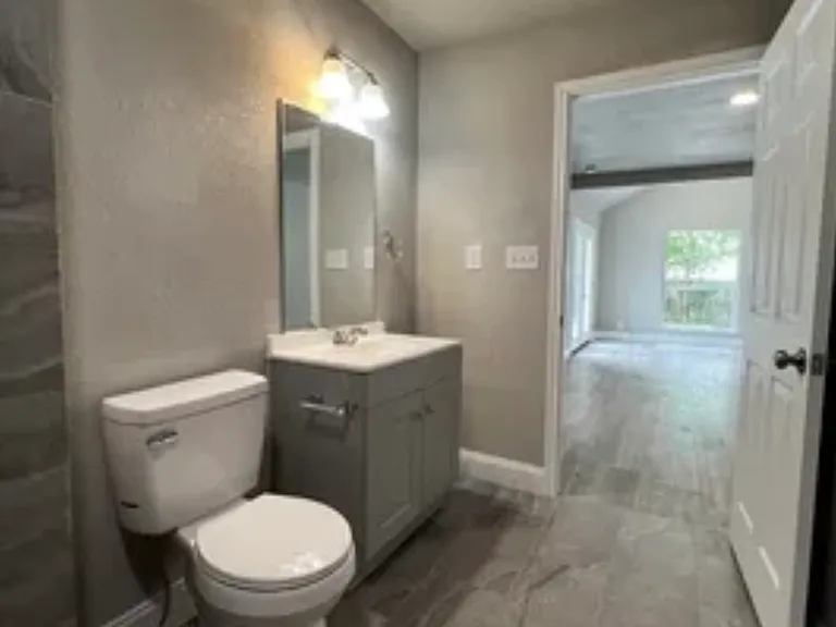 214 La Jolla Dr — Photo 8