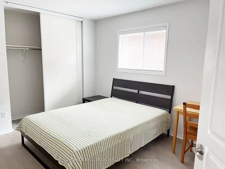 4 Twin Streams Rd — Photo 12