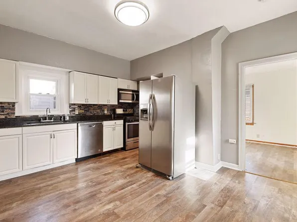 854 24th Ave SE, Minneapolis, MN 55414