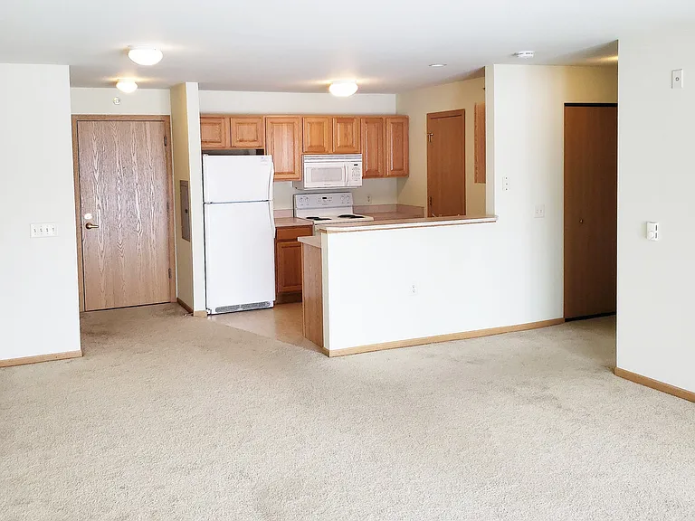 Prairie Crest Apartments — Photo 23