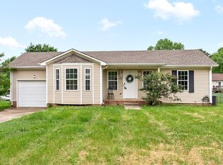 1004 Bush Ave, Oak Grove, KY 42262