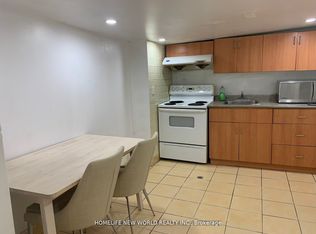 30 Huron St, Toronto, ON M5T 2A3