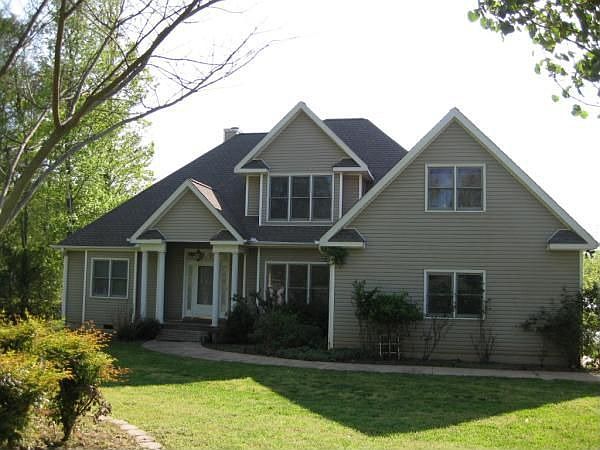 2nd image of 36 Cypress Point Ct