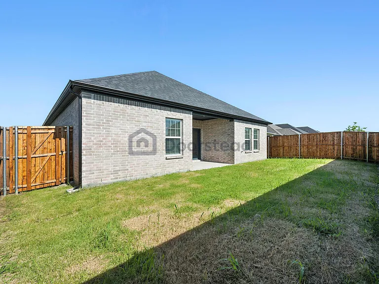 652 Parkside Dr — Photo 39