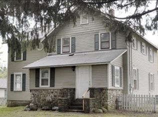 22509 Bedford Rd N, Battle Creek, MI 49017