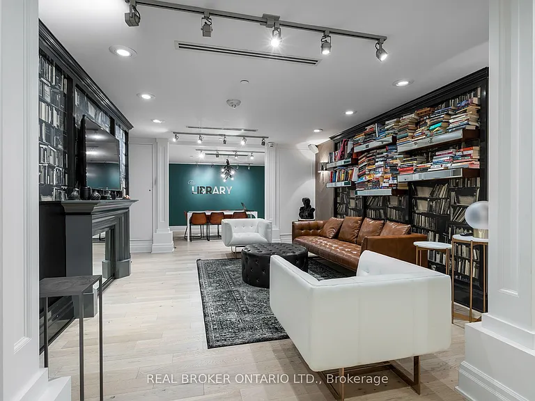1190 Dundas St E #322 — Photo 6