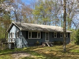 183 Maple Tree Rd, Dallas, PA 18612