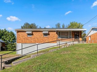 202 Rice Ave, Raceland, KY 41169