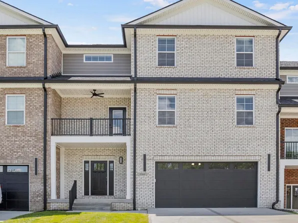3589 Harper Woods Ln, Lexington, KY 40515