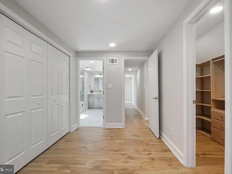 12301 Espalier Pl — Photo 23