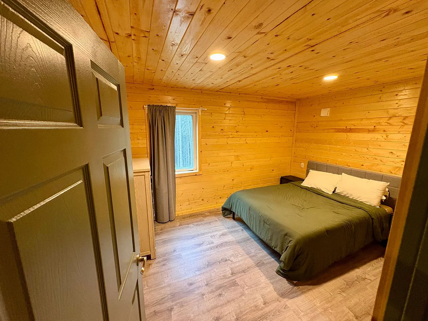 Furnished Seasonal Rental — Photo 4