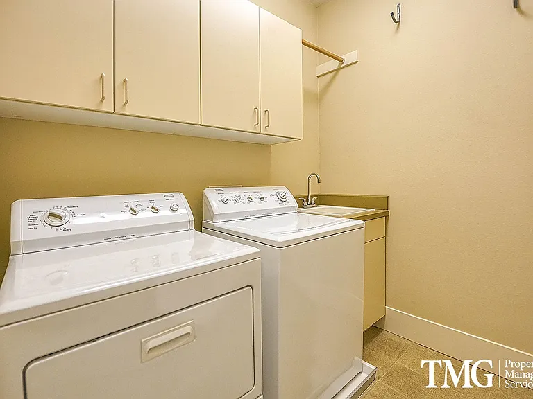 10424 SW Windwood Way — Photo 34