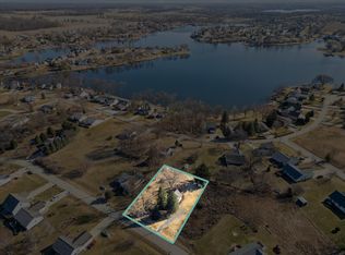 10535 O'Connel Dr, Cement City, MI 49233