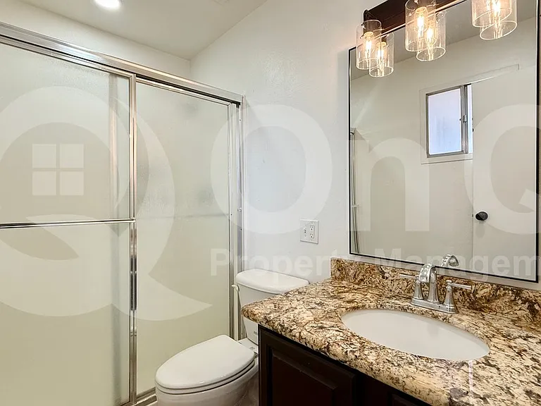 1275 E Loma Vista Dr — Photo 18