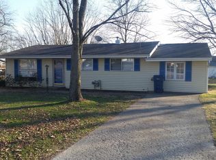 1129 Douglas St, Mount Vernon, IL 62864