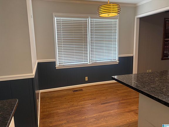 4th image of 320 Wildwood Rd