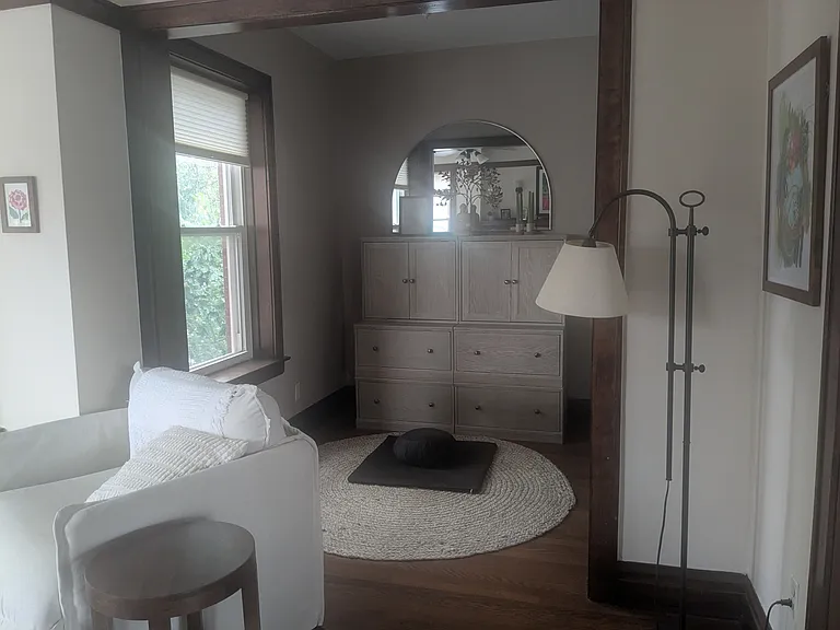 2815 N Sacramento Ave #2 — Photo 4