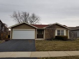 672 Melissa Dr, Bolingbrook, IL 60440