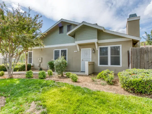 3700 W Barstow Ave APT 132, Fresno, CA 93711