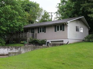 11179 N Wawasee Cir E, Cromwell, IN 46732