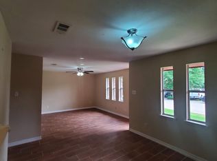 1703 Meridian Ct, Conroe, TX 77301