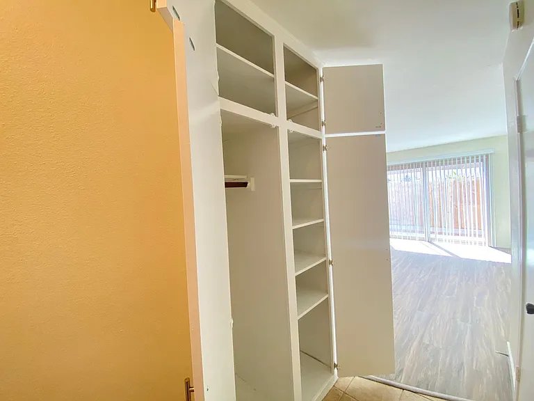 Cinnamon Apartments — Photo 14