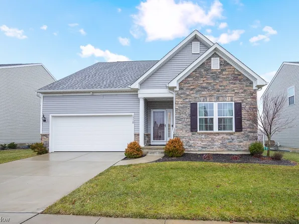 15118 Ruby Ln, Warrensville Heights, OH 44128