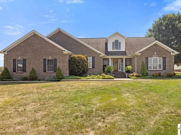 77 Chase Ln, Mayfield, KY 42066