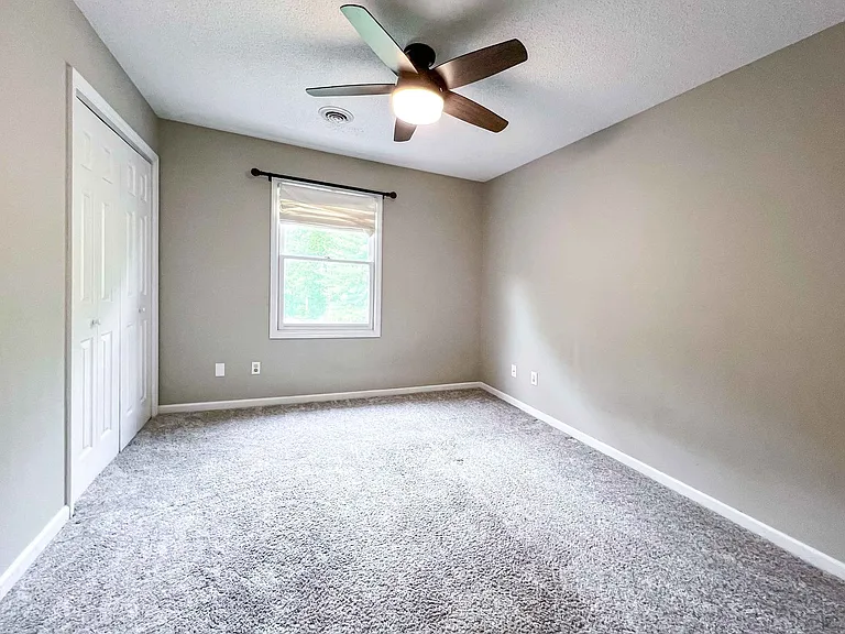 1321 Shadybrook Cove Ln — Photo 13