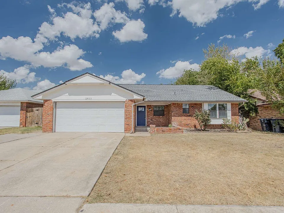 2433 SW 93rd St