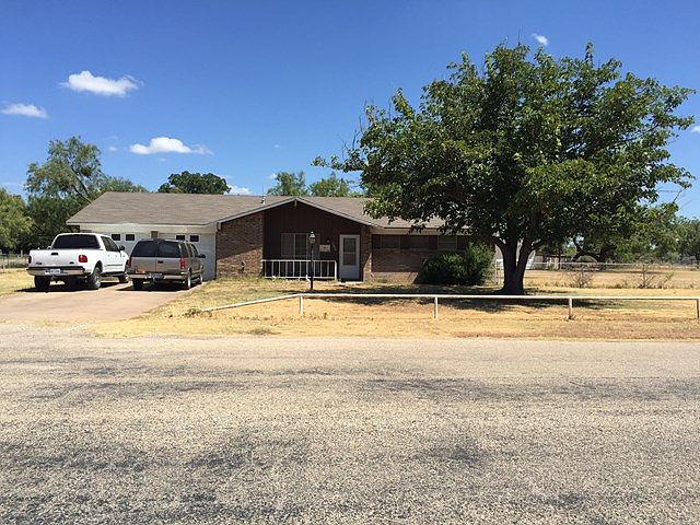 1st image of 202 Mimosa Dr